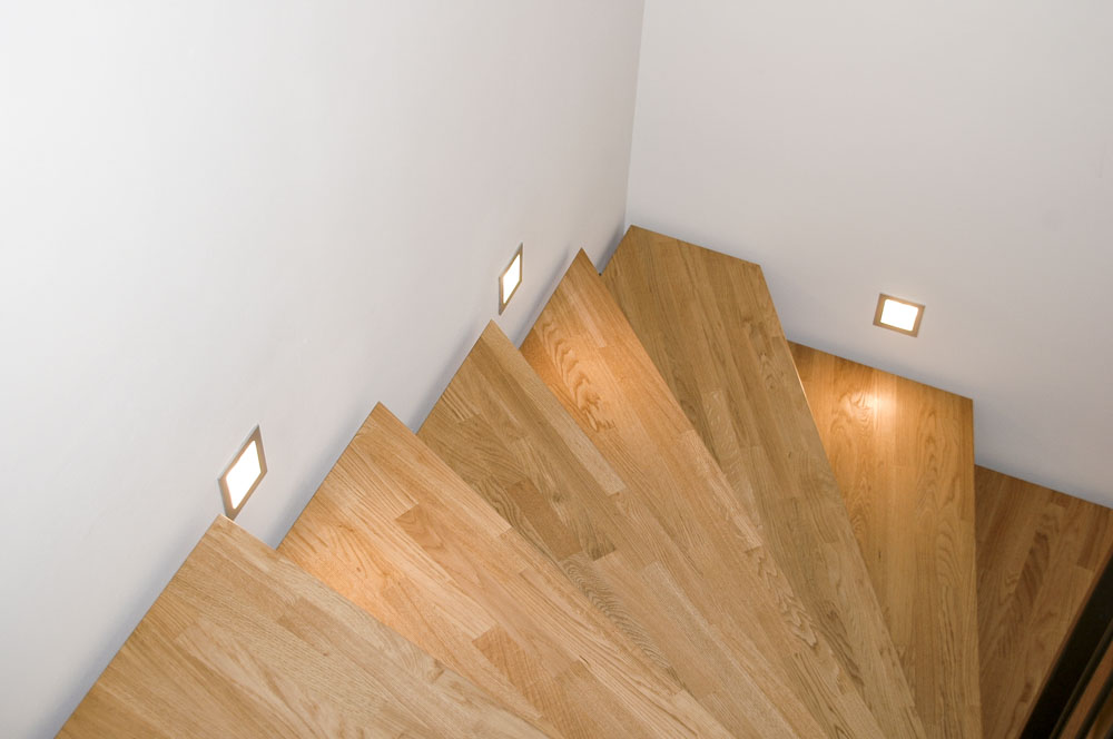 Treppe mit Beleuchtung Einbaustrahler